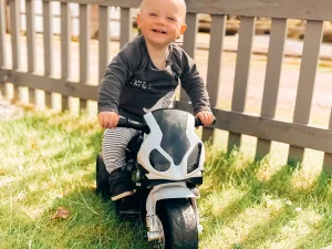 Motocicleta Electrica pentru Copii 3 Roti Baterie Reincarcabila 6V Alb si Negru